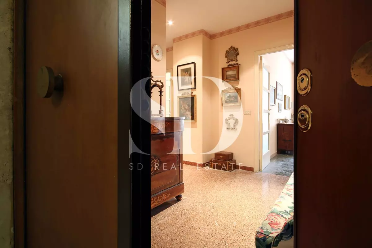 PARIOLI - Piazza Euclide