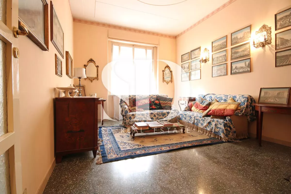 PARIOLI - Piazza Euclide