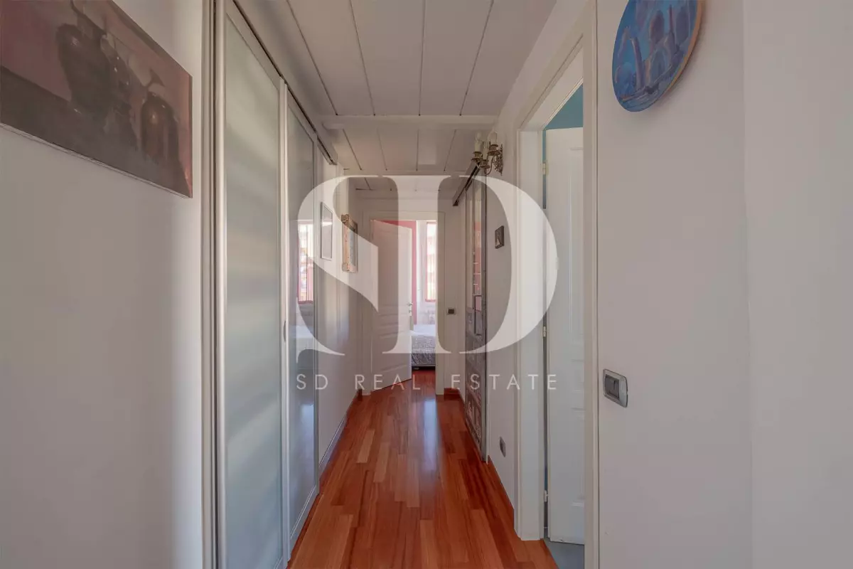 Bilocale ottimo stato al quarto ed ultimo piano di un palazzo storico