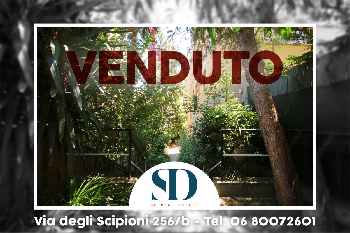 QUADRILOCALE CON DOPPI SERVIZI E POSTO AUTO COPERTO E CANTINA